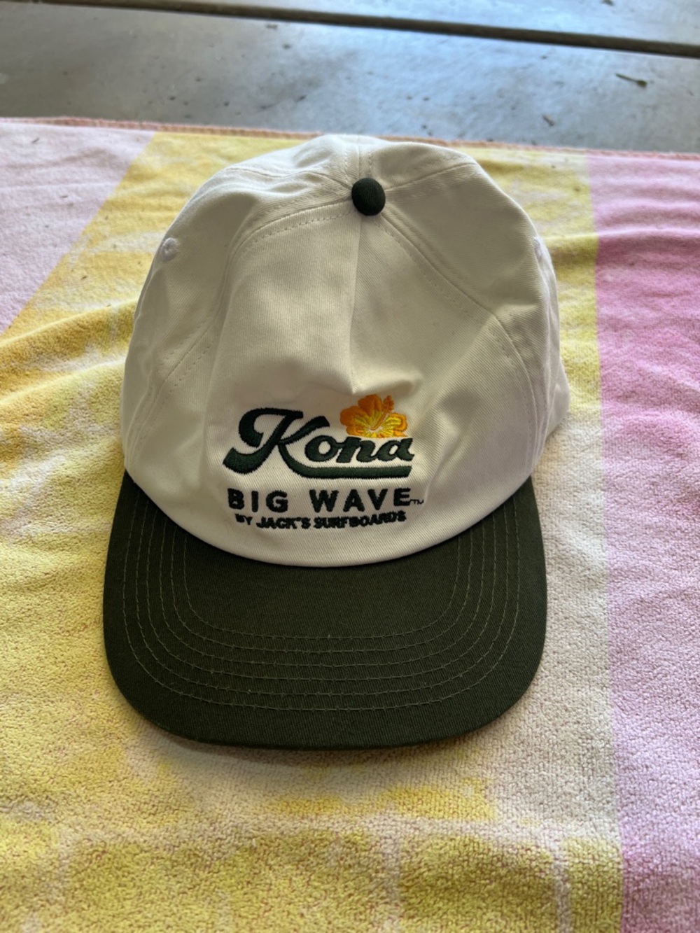 Kona Big Wave Men's Baseball Cap - White and Olive